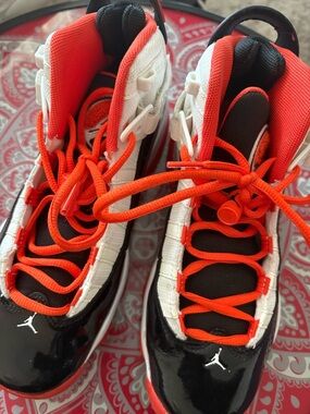 Jordan Men’s Sneakers White Black Red